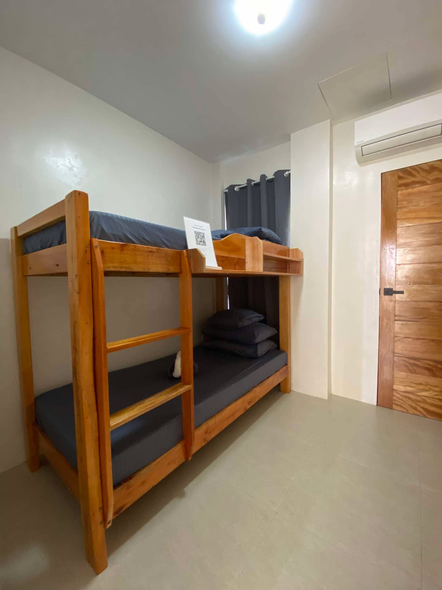 Air-conditioned bunk bedroom